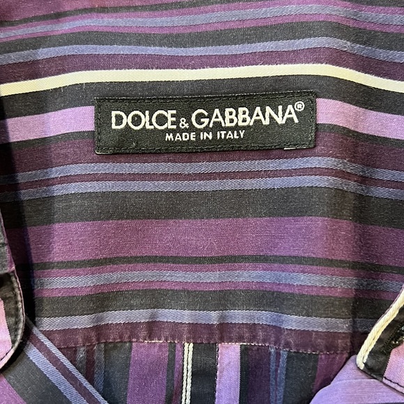 Dolce & Gabbana vintage men’s button up shirt in purples/blue/blues and white - Picture 8 of 16